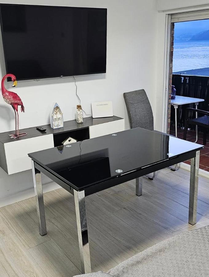 Apartamento En Primera Linea De Playa サロブレーニャ エクステリア 写真